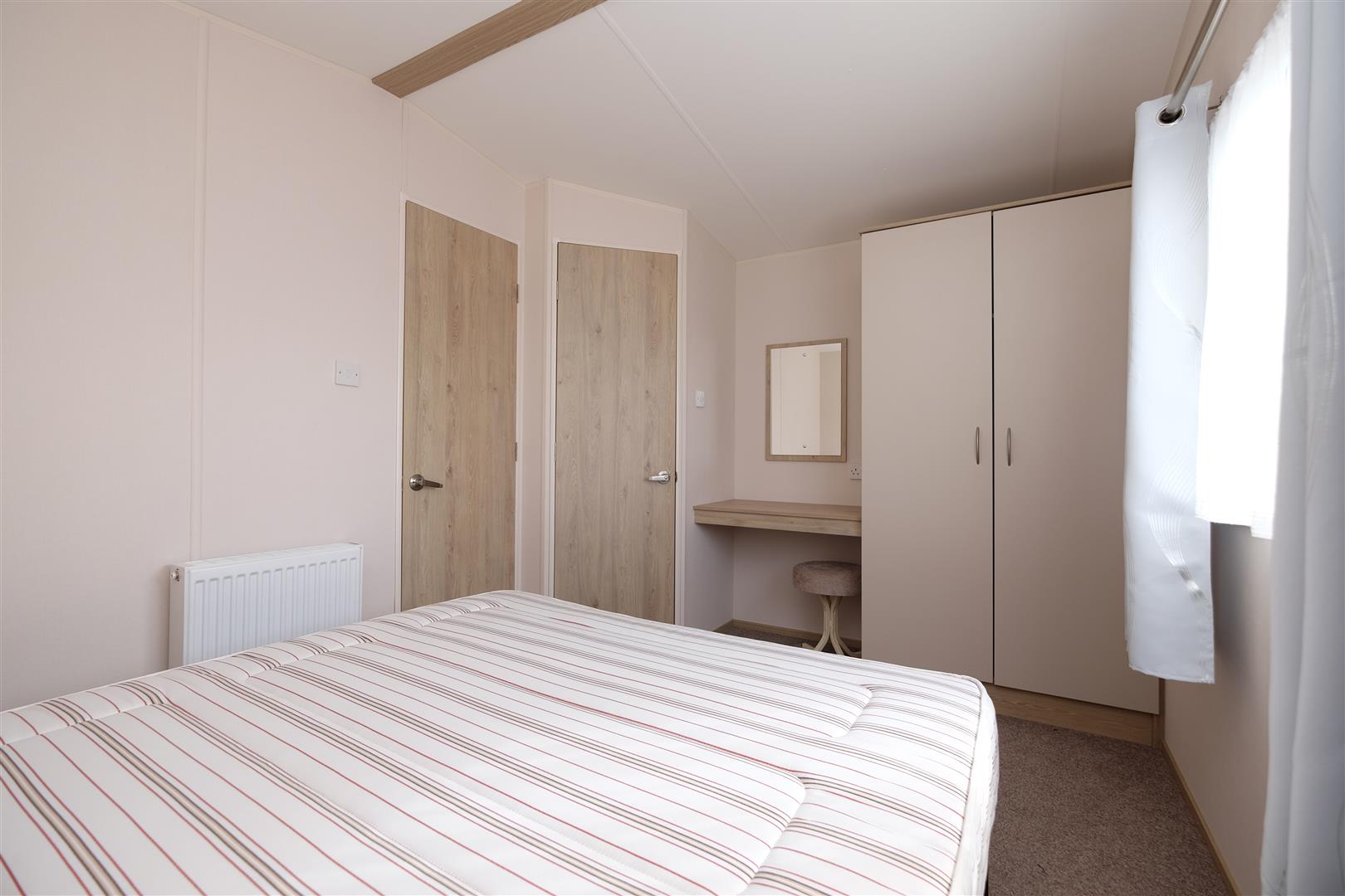 2 Bed, 2 Bath Property For Sale in Alberta Holiday Park, Seasalter, CT5 4BJ